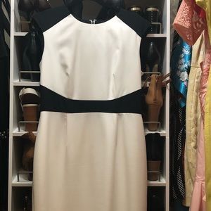 Black and white short sleeve dress